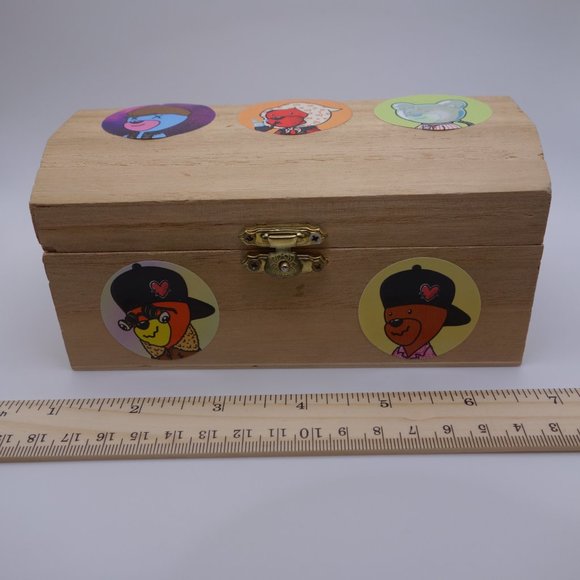 Set of Three(3) Pre-Loved Hand Design Callaway Chromesoft Golf Balls with Box - Picture 9 of 16